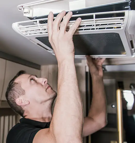  Professional Licensed And Insured Cleaners in East Hartford, CT